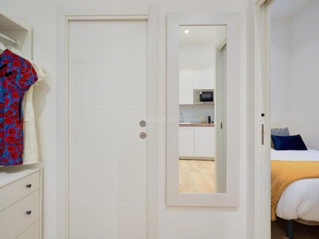 Apartamento en venta en Málaga, Centro Histórico. Planta baja en venta centro histórico de Málaga, con licencia turística. Apartamentos.