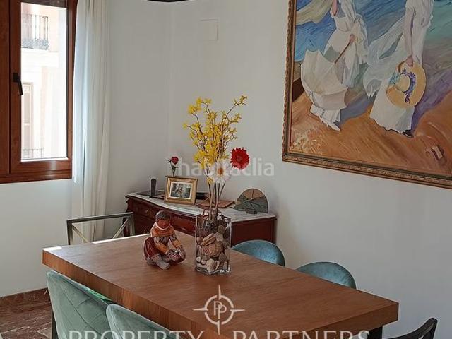 Apartamento en venta en Málaga, La Goleta San Felipe Neri. Luminoso piso en venta en Calle Carreteria. Apartamentos.