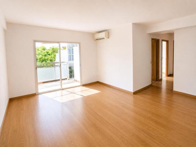 Apartamento en venta en Málaga, La Florida Parque Norte. AMPLIO PISO EXTERIOR CON GARAJE Y ORIENTACIÓN SUR!. Apartamentos.