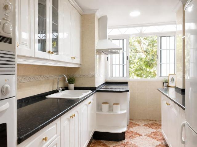Apartamento en venta en Málaga, Suárez. AMPLIO PISO EN UNA DE LAS MEJORES ZONAS DE MARTÍNEZ DE LA ROSA!. Apartamentos.