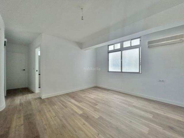 Apartamento en venta en Málaga, Paseo Marítimo Oeste Pacífico. Apartamentos.