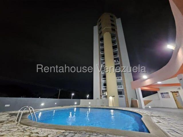 Apartamento en Venta en Maracay Girardot Aragua 114 m2. 3 hab