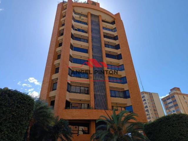Apartamento en Venta en Maracaibo Este Zulia 168 m2. 4 hab