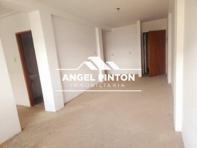 Apartamento en Venta en Maracaibo Oeste Zulia 72 m2. 2 hab