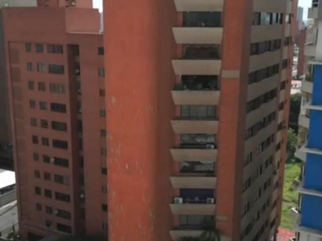 Apartamento en Venta en Maracaibo maracaibo Zulia 325 m2. 4 hab