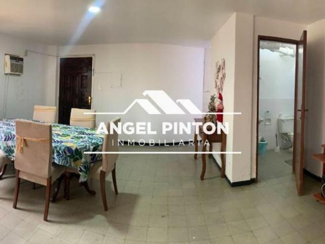 Apartamento en Venta en Maracaibo Zapara Zulia 70 m2. 3 hab