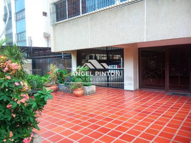 Apartamento en Venta en Maracaibo Zulia 170 m2. 3 hab