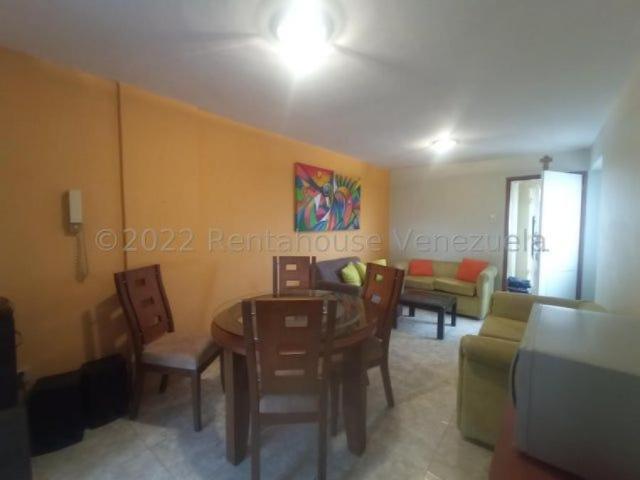 Apartamento en Venta en Maracaibo Zulia 62 m2. 3 hab