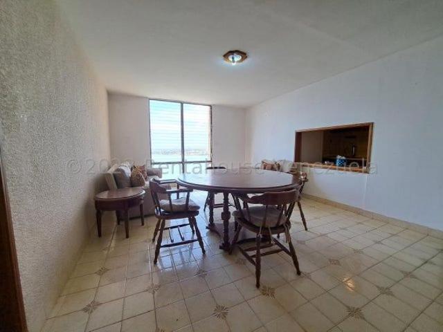 Apartamento en Venta en Maracaibo Zulia 90 m2. 3 hab