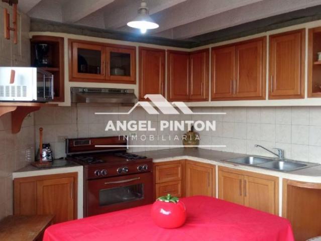 Apartamento en Venta en Maracaibo Zulia 96 m2. 3 hab