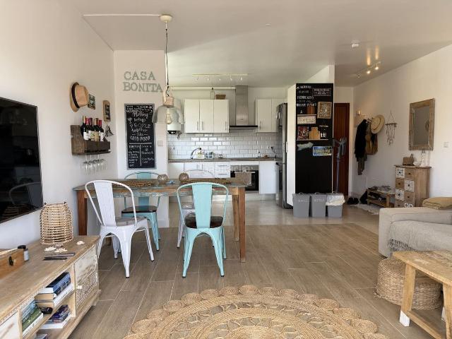 Apartamento en venta en Marbella, Cabopino Artola. Apartamento en venta en Calahonda, 2 dormitorios. Apartamentos.