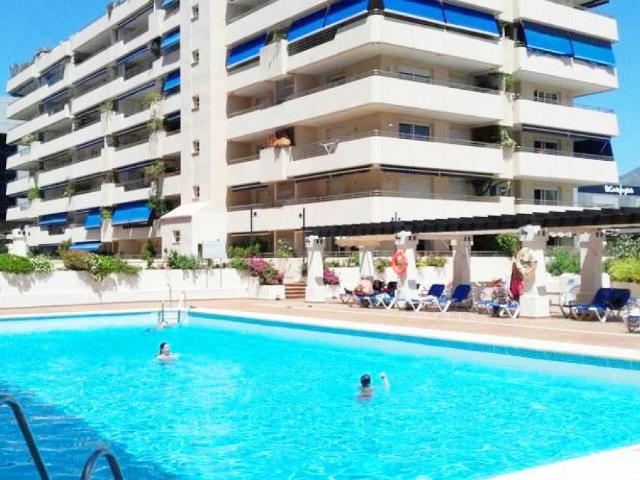 Apartamento en venta en Marbella con 2 dormitorios y 2 baños. 106m² Marbella