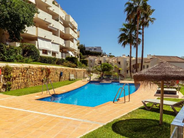 Apartamento en venta en Marbella, Elviria. Elegante y amplio piso de 3 dormitorios en Elviria. Apartamentos.