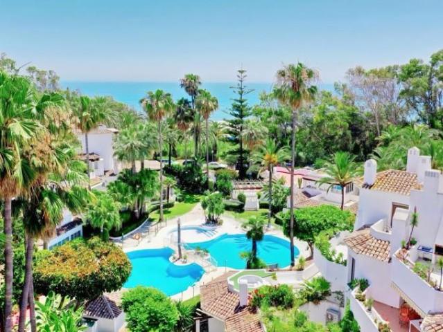 Apartamento en venta en Marbella, Este Elviria