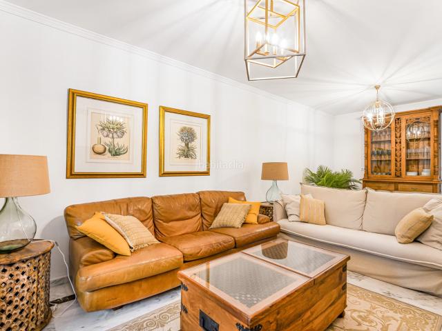 Apartamento en venta en Marbella, La Carolina Guadalpín. Amplio apartamento en La Milla de Oro, Marbella. Apartamentos.