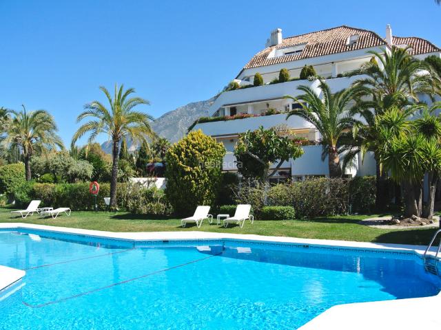 Apartamento en venta en Marbella, Lomas de Marbella Club. Piso recién reformado en las Lomas de Marbella Club. Apartamentos.