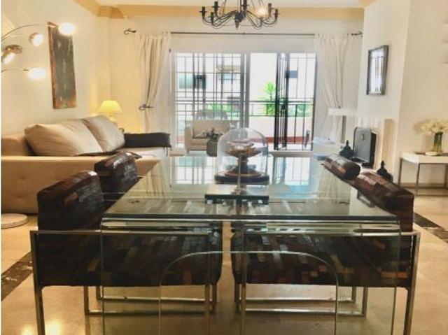 Apartamento en Venta en Marbella, Málaga