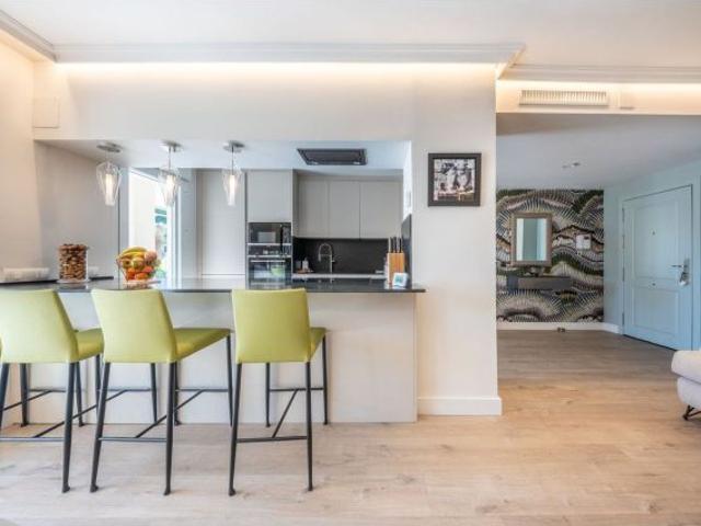 Apartamento en Venta en Marbella, Málaga