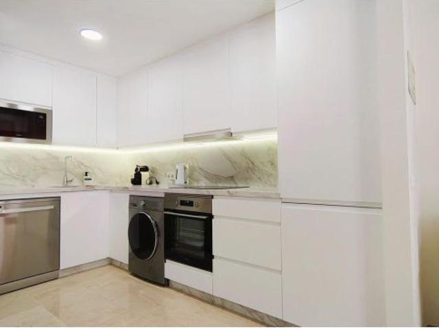 Apartamento en Venta en Marbella, Málaga