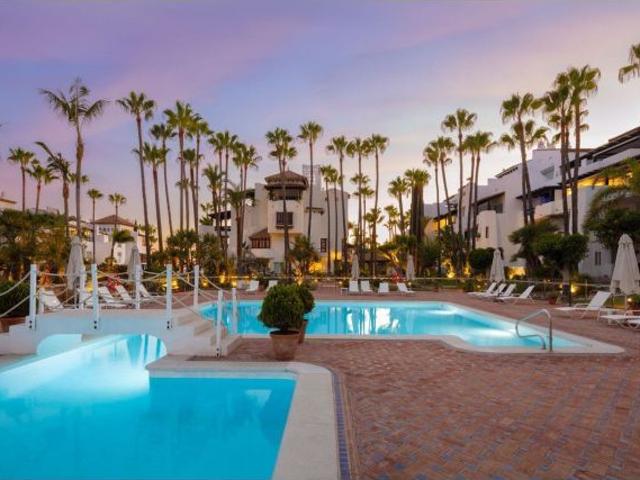 Apartamento en Venta en Marbella, Málaga
