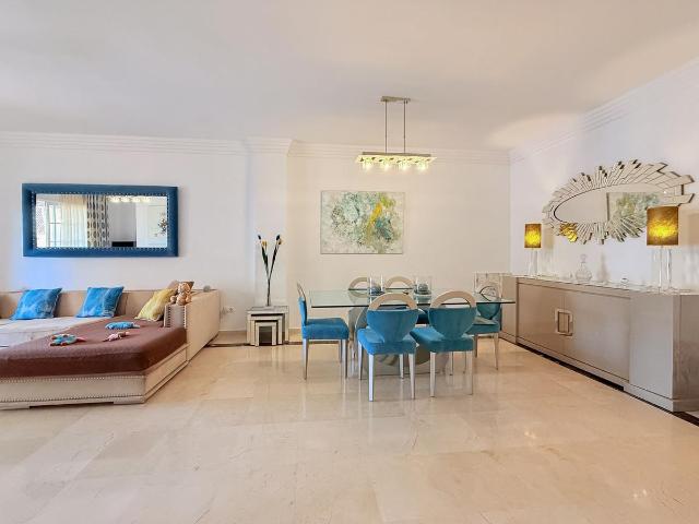 Apartamento en venta en Marbella Málaga