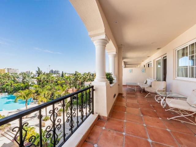 Apartamento en venta en Marbella Málaga