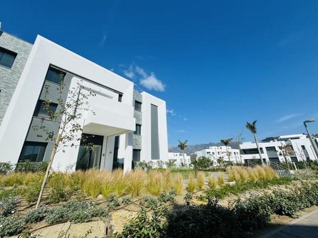 Apartamento en venta en Marbella, Málaga Costa del Sol