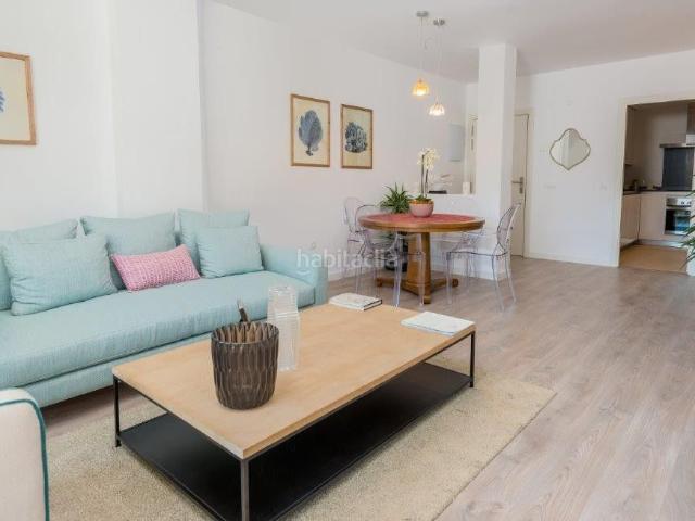 Apartamento en venta en Marbella, Nueva Andalucía centro. Apartamentos.