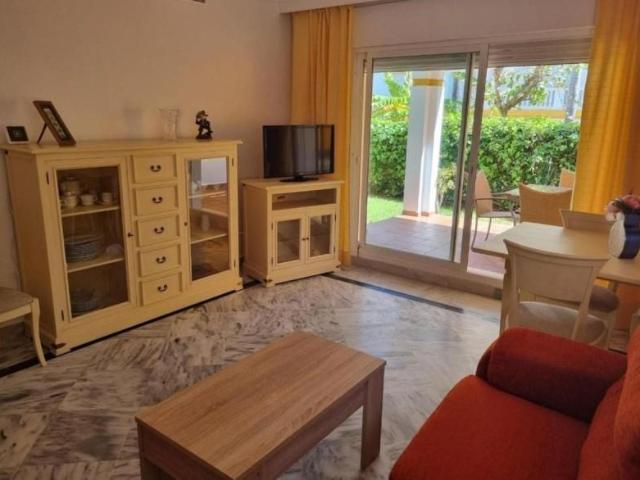 Apartamento en venta en Marbella, Puerto Banus