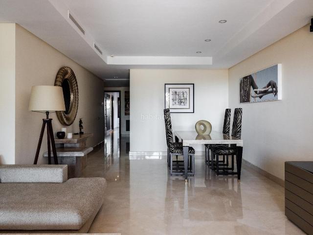 Apartamento en venta en Marbella, Puerto Banús. Apartamentos.