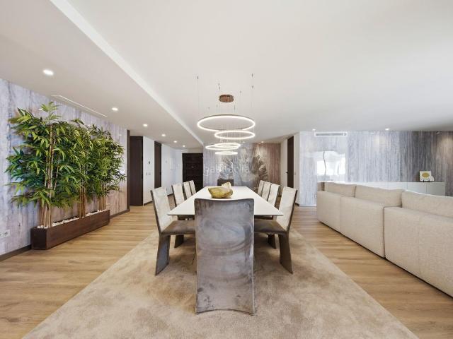 Apartamento en venta en Marbella, Puerto Banús. Lujo Exclusivo en el Corazón de Puerto Banús Costa del Sol. Apartamentos.