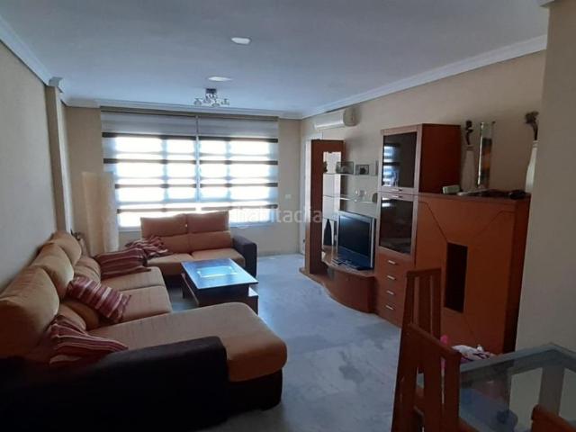 Apartamento en venta en Marbella, Rodeo Alto Guadaiza La Campana. Vivienda de 4 habitaciones en Nueva Andalucía, Marbella. Apartamentos.