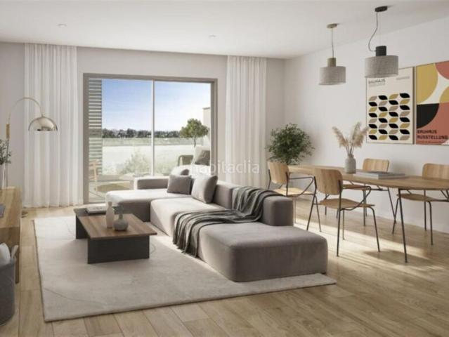 Apartamento en venta en Marbella, San Pedro de Alcántara Pueblo. 69224 Exclusivo Piso de 3 Dormitorios con Piscina en la Azotea y Gimnasio en San Pedro. Apartamentos.