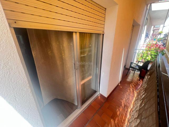 Apartamento en venta en Mataró, La Llàntia. Amplio Apartamento con Terraza Privada en La Llàntia, Mataró. Apartamentos.