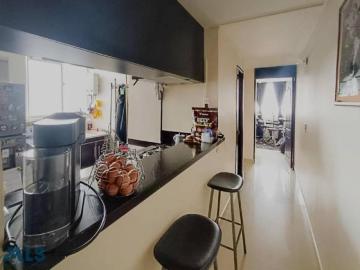 Apartamento En Venta En Medellin En Barrio Cristobal V377525