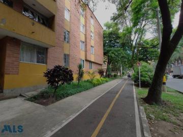 Apartamento En Venta En Medellin En Belen Rosales V373873