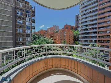 Apartamento En Venta En Medellin En Castropol V380967