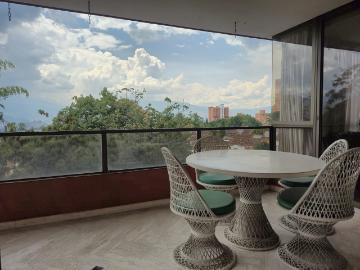 Apartamento En Venta En Medellin En El Poblado V321430