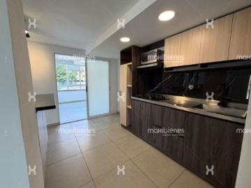 Apartamento En Venta En Medellin En El Poblado V360042