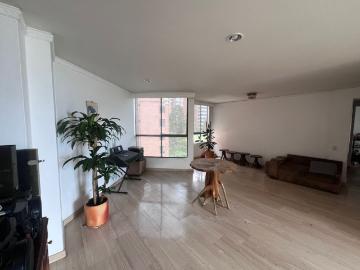 Apartamento En Venta En Medellin En El Poblado V372133