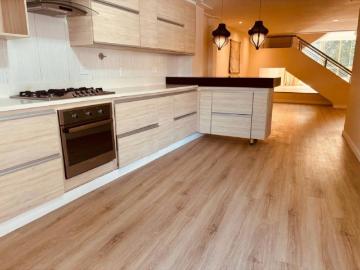 Apartamento En Venta En Medellin En Laureles V366111