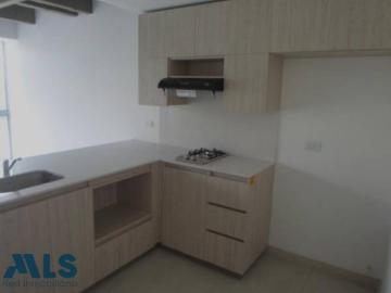 Apartamento En Venta En Medellin En Loma De Los Bernal V332771