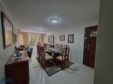 Apartamento En Venta En Medellin En Santa Teresita V390175