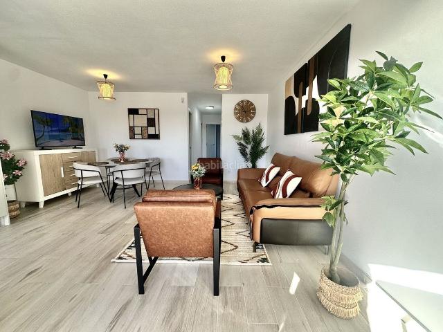 Apartamento en venta en Mijas, Calahonda. Apartamento en Planta Media de 2 dormitorios en Calahonda. Apartamentos.