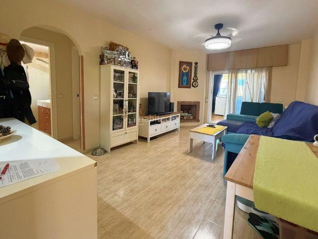 Apartamento en venta en Mijas, Calahonda. Apartamento en Planta Media de 2 dormitorios en Calahonda. Apartamentos.