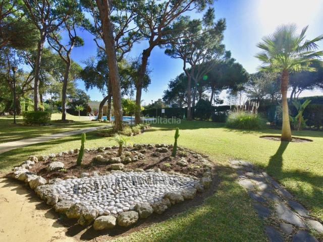 Apartamento en venta en Mijas, Calahonda. Apartamentos.