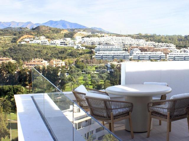 Apartamento en venta en Mijas, Mijas Golf. APARTAMENTO OBRA NUEVA YA FINALIZADA EN VENTA EN MIJAS CON ESPECTACULARES VISTAS AL MAR MEDITERRANEO. Apartamentos.