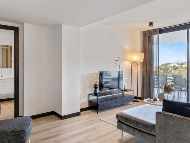 Apartamento en venta en Mijas, Mijas pueblo. Elegante apartamento de 3 dormitorios con amplias vistas en Hacienda el Sueño, ideal como vivienda, casa de vacaciones o inversión. Apartamentos.
