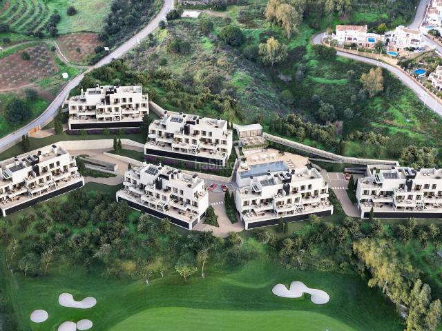 Apartamento en venta en Mijas, Mijas pueblo. Vida de lujo en primera línea de golf. Apartamentos.