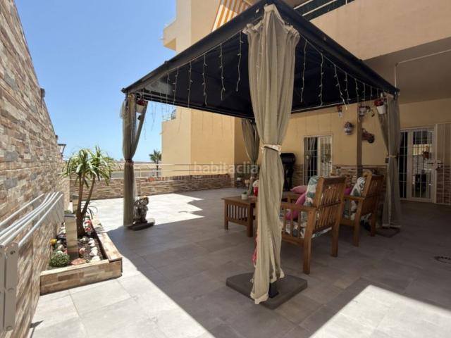 Apartamento en venta en Mijas, Riviera del Sol. Apartamento en planta baja con gran terraza privada, jacuzzi y vistas al mar en Riviera del Sol. Apartamentos.